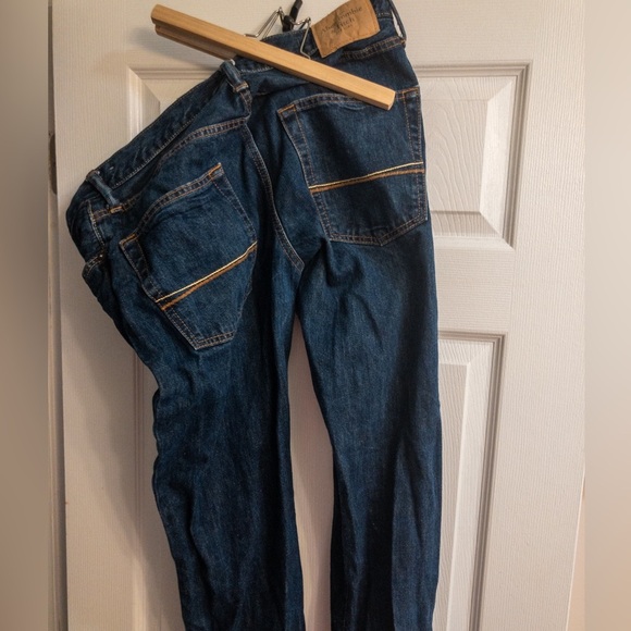 ABERCROMBIE AND FITCH dark wash men jeans - Picture 3 of 6